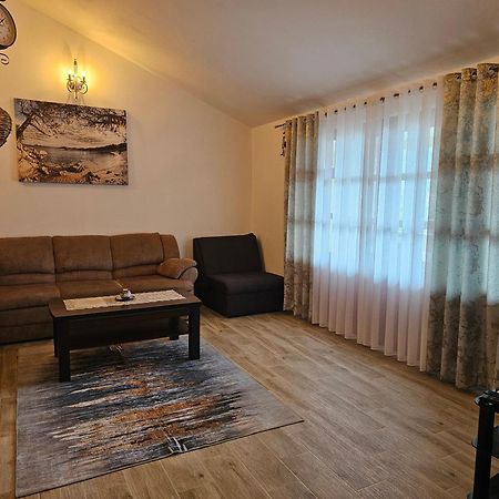 Apartments Nadja Котор Екстериор снимка