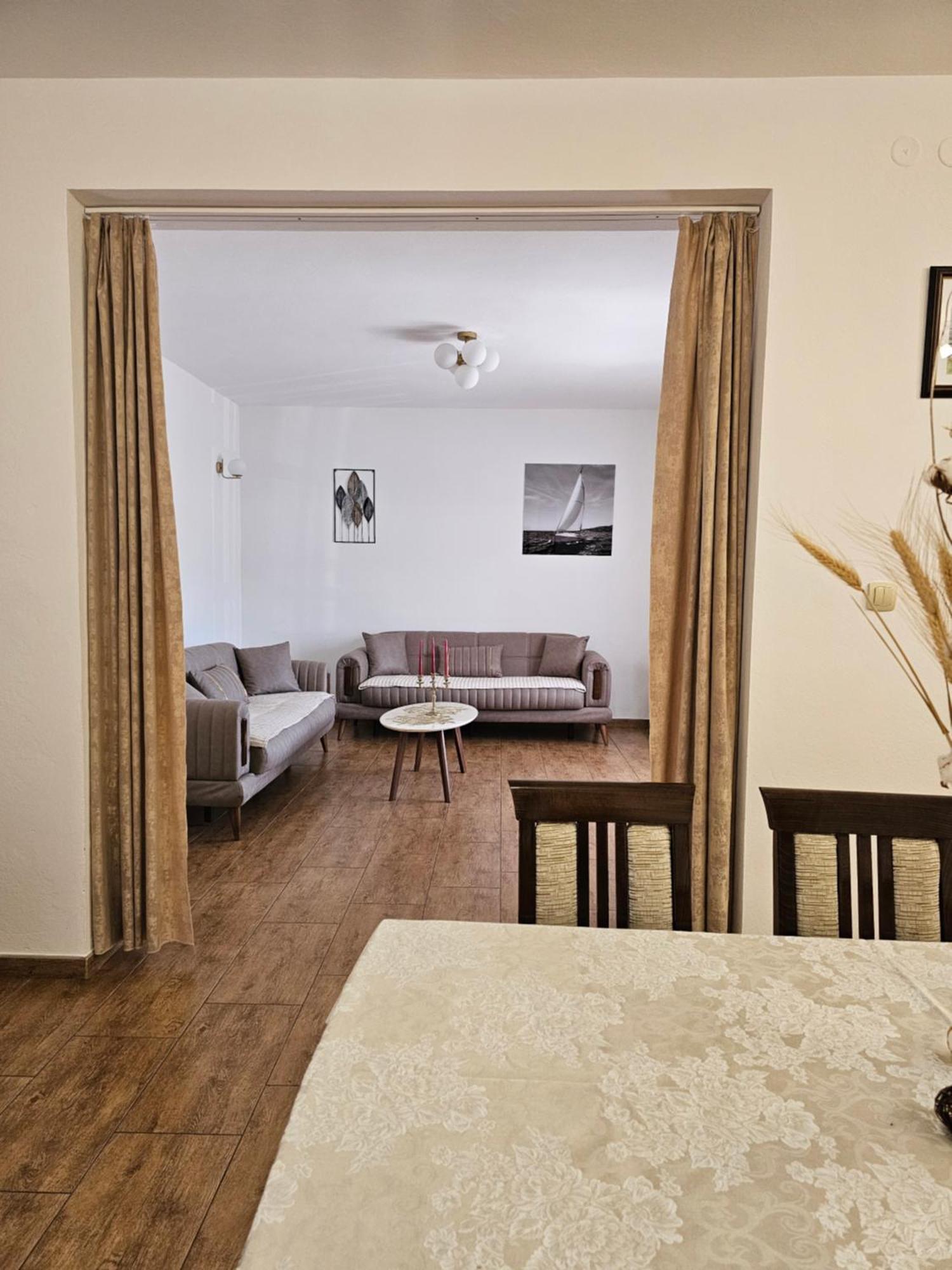 Apartments Nadja Котор Екстериор снимка