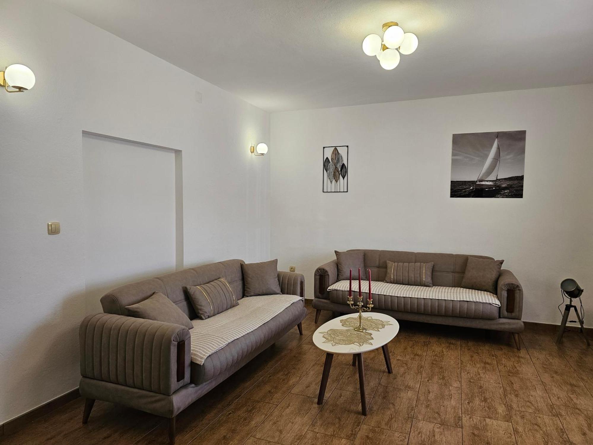 Apartments Nadja Котор Екстериор снимка
