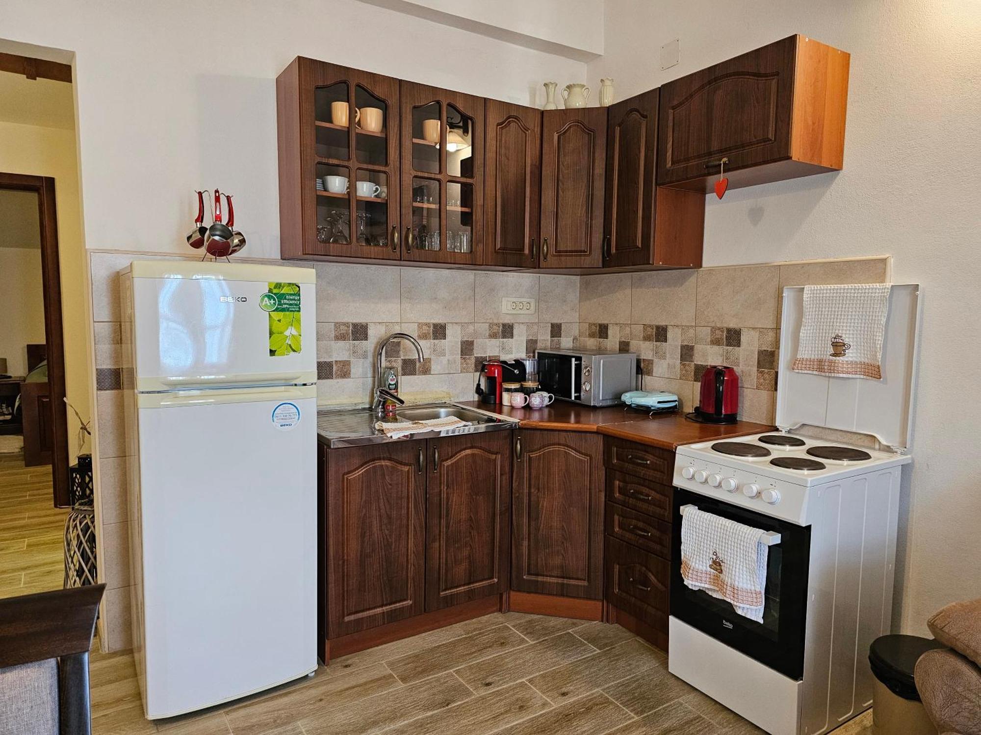 Apartments Nadja Котор Екстериор снимка