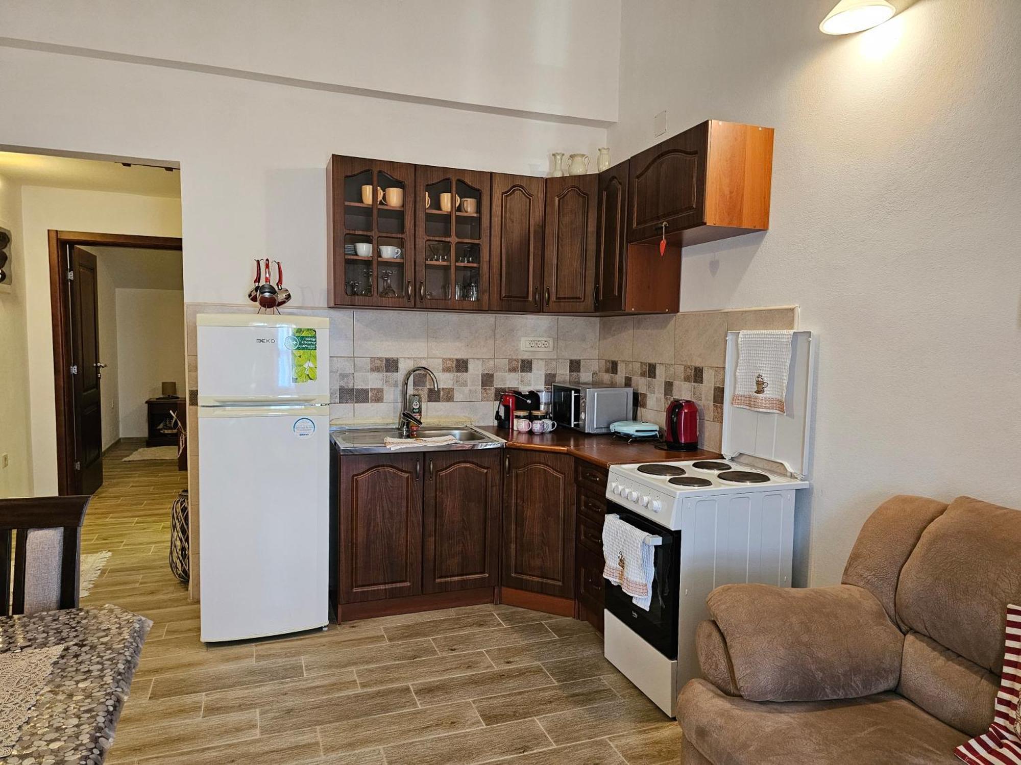 Apartments Nadja Котор Екстериор снимка