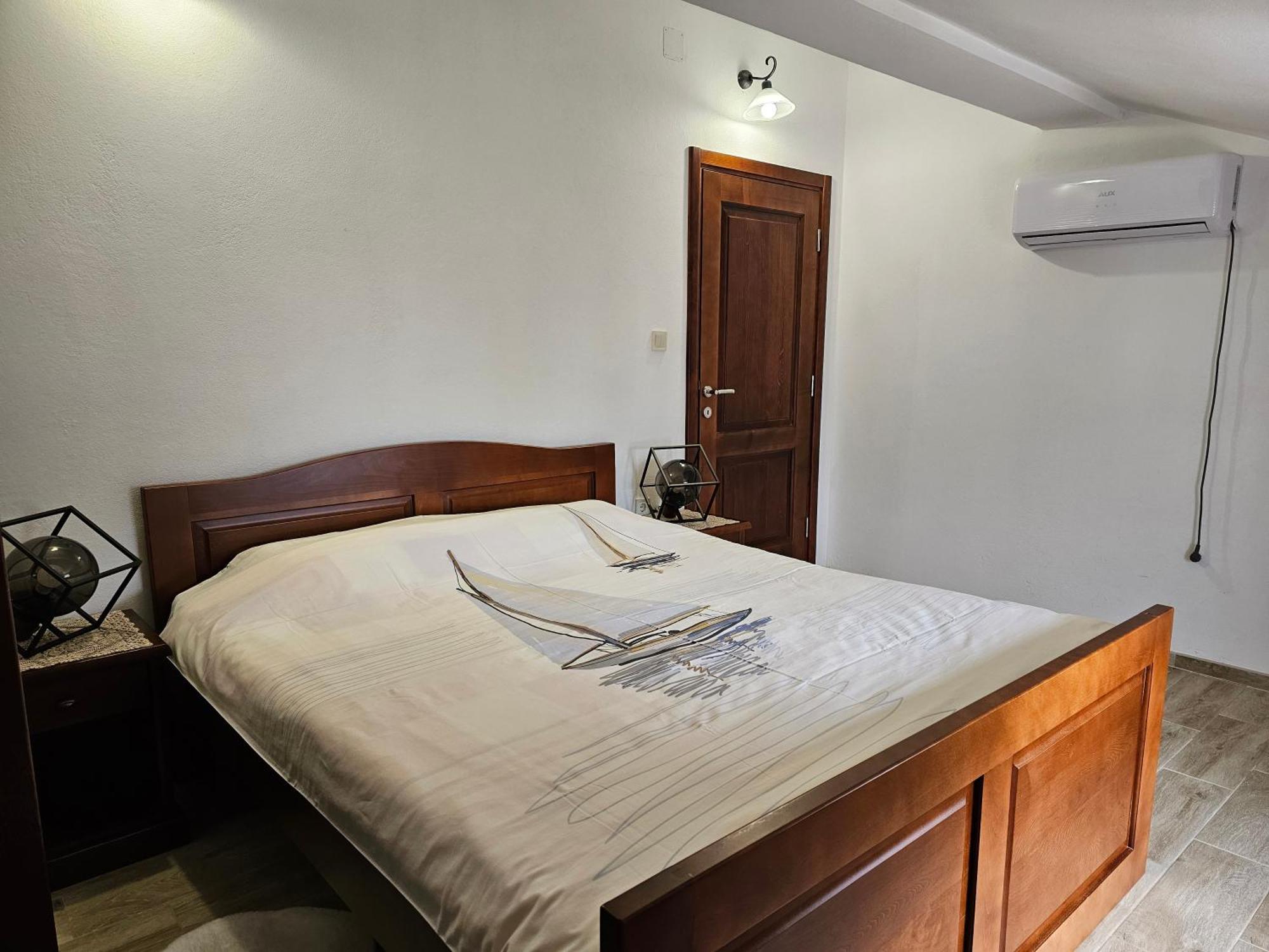 Apartments Nadja Котор Стая снимка
