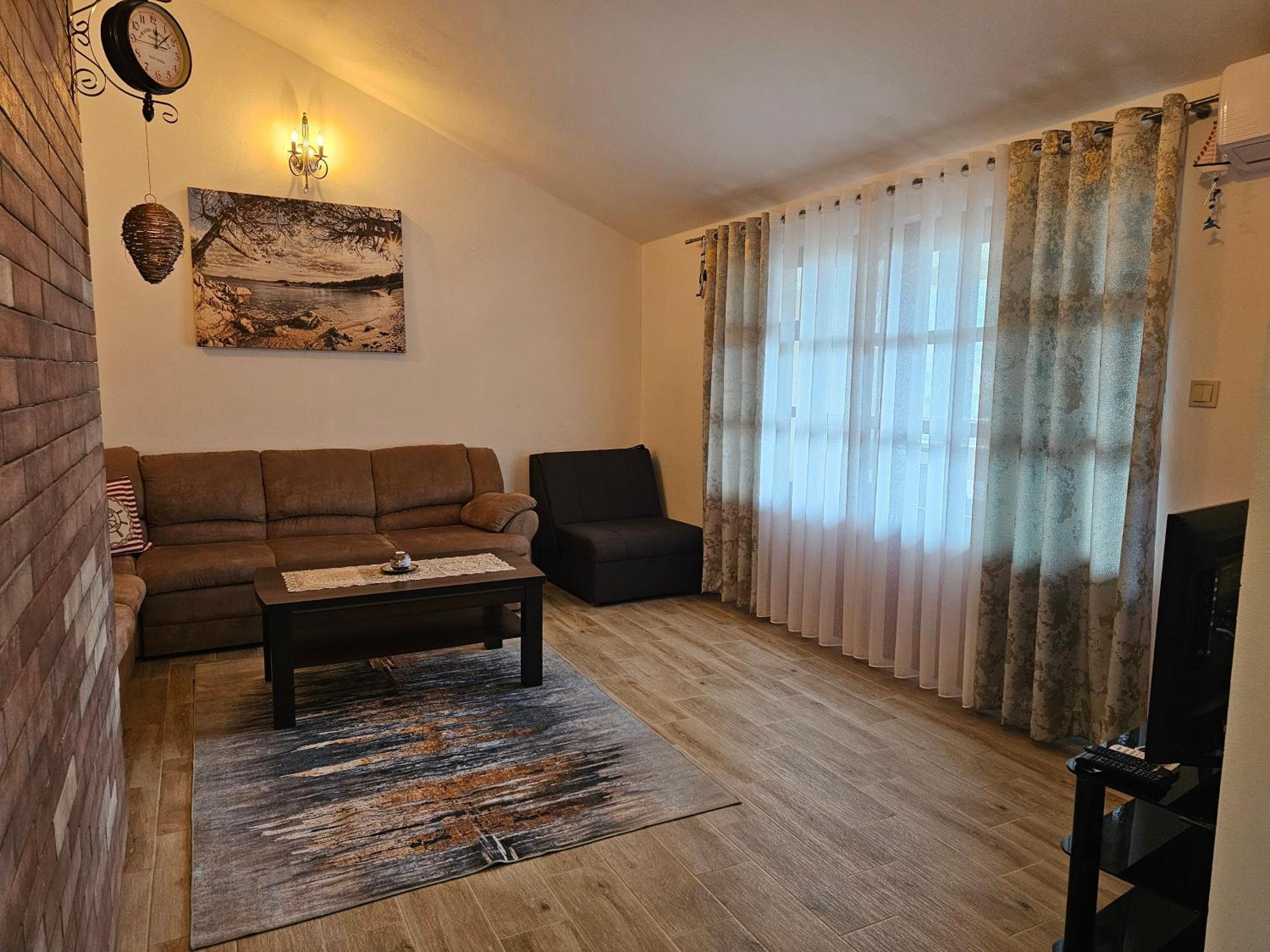 Apartments Nadja Котор Екстериор снимка